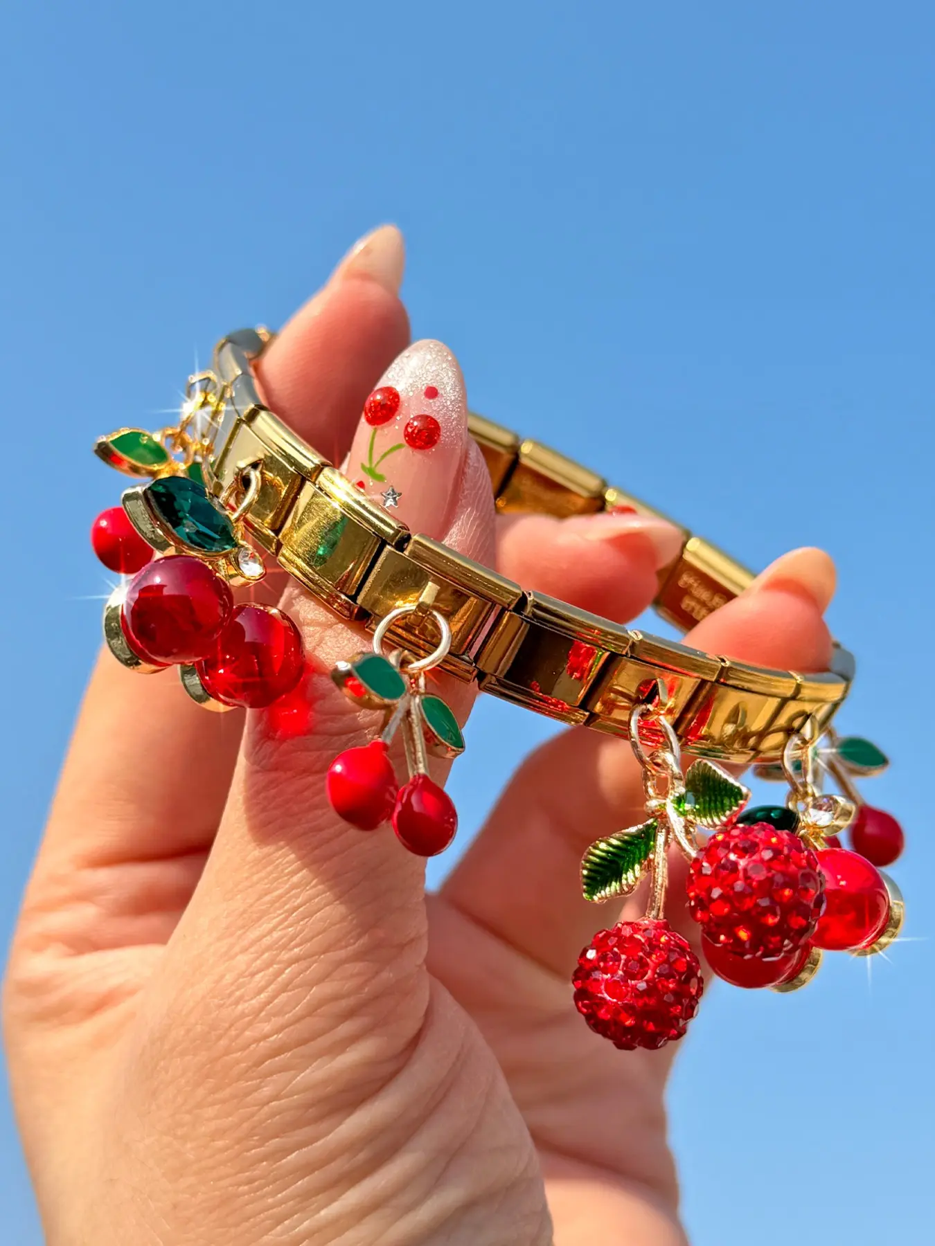 Italian Hand Chain, Cute Cherry Charm Bracelet, Fashionable Stainless Steel Bracelets Jewelry, Casual Style for All Seasons