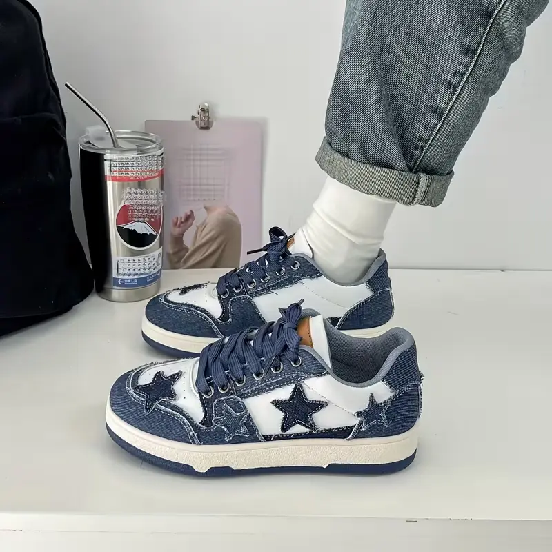 Women's Classic Black-White Color-Block Star Retro 90s Sporty Chic Footwear - American Streetwear-Inspired Dual-Color Sneaker, All-Around Casual Trainers, All-Season Rubber Sports Shoes for Walking, Aesthetic, Fabric, Round Toe, Sneakers For Women, Athlei