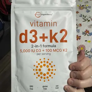 Product Review of Micro Ingredients Vitamin D3 K2 5000IU Softgels | Infused with Sunflower Seed Oil, Vitamin K2 MK7 + Vitamin D Supplement, Non-GMO, No Gluten from A**s H**n