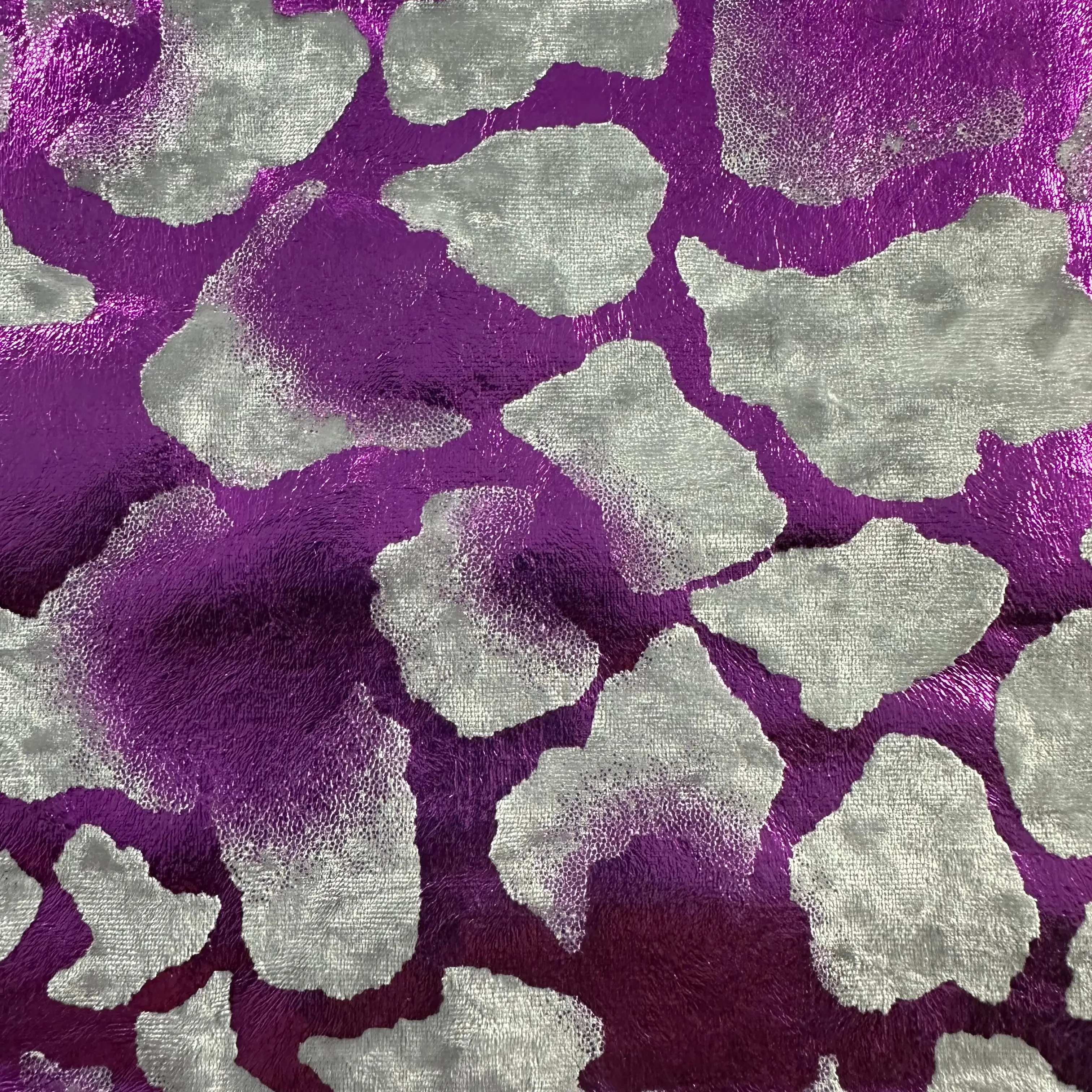 Artisan Performance 2-Tone Foil Cloud Print Stretch & Spandex Polyester Blend Fabric - 350g/yd, Dimensional Shadow Glow, White Gold/Black White, for Dressmaking, Dancewear, Two-Tone