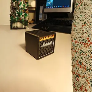 Guitar Pick Holder with 9 Picks - Stylish Black Amp Design for Music Lovers, Compact Guitar Accessory for Easy Access