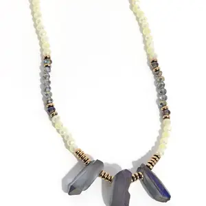 Elegant Beaded Necklace with Unique Stone Accents and Gold-Tone Beads for Stylish Outfits