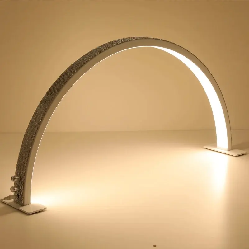 Lámpara de Escritorio LED Media Luna 29-inch, Brillo Ajustable Cálido - Customizable Lighting Solution for Home or Office