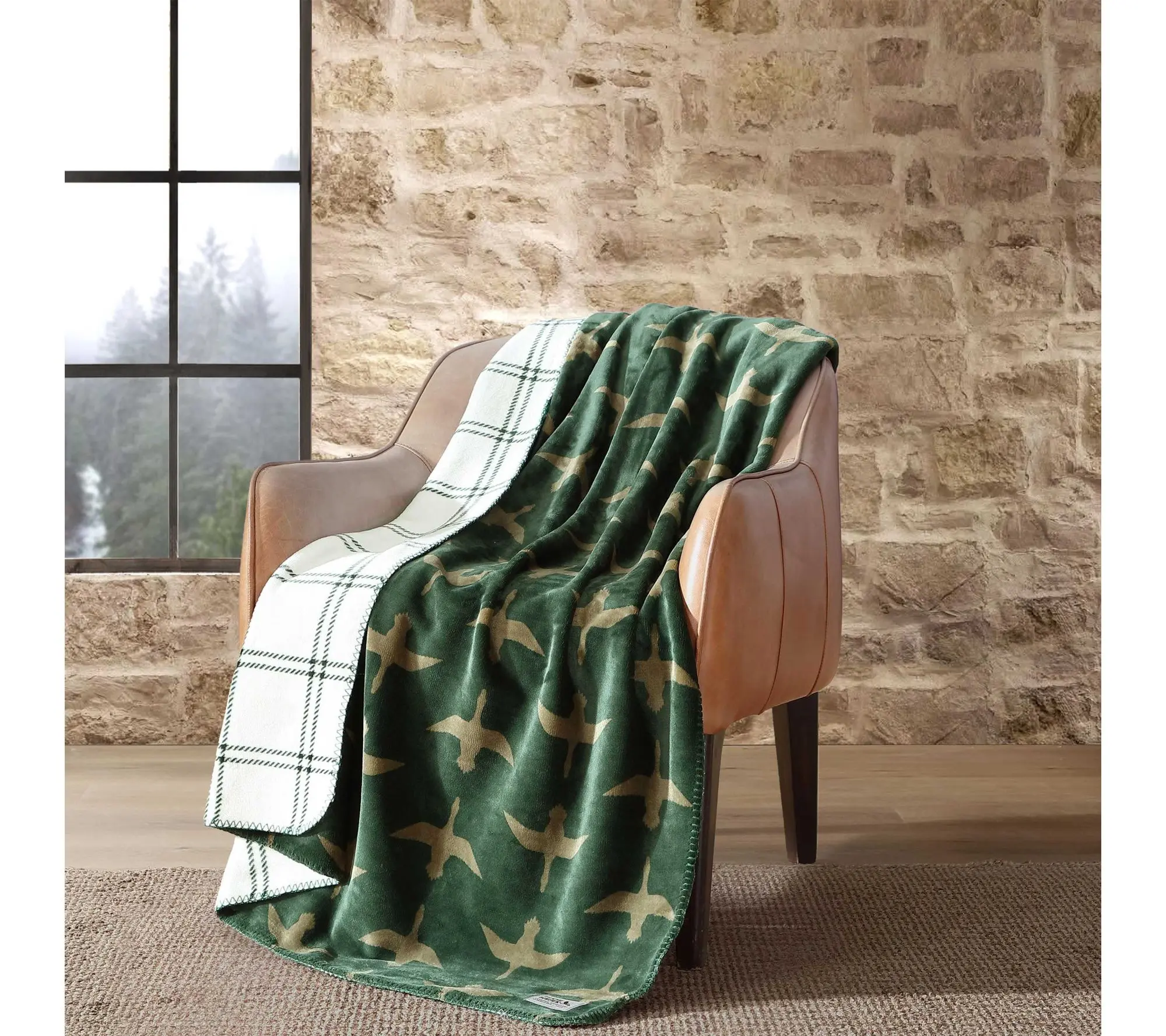 Eddie Bauer Geese Reversible Lush Flannel 60x70 Throw