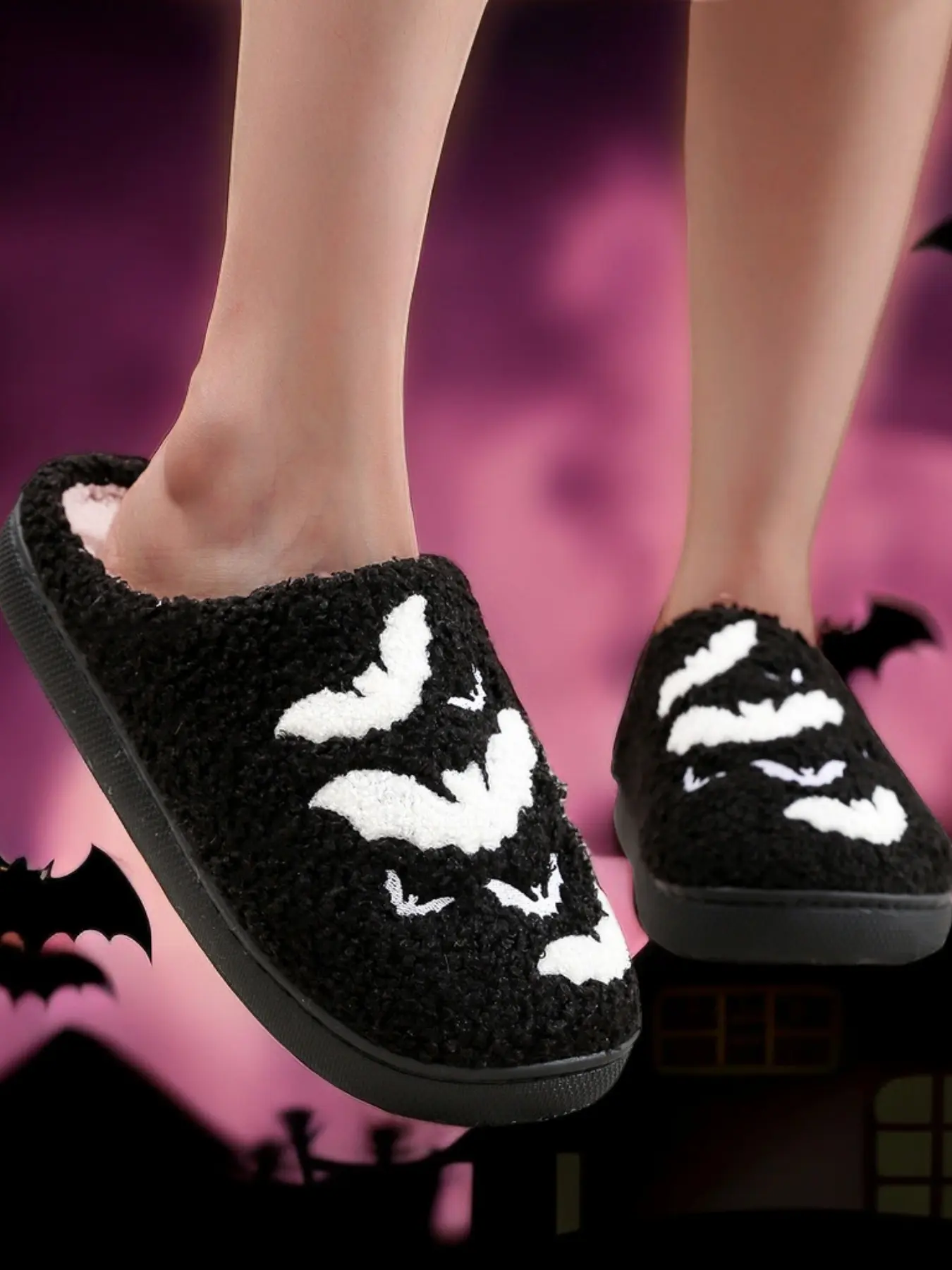 Bat Pattern Embroidered Halloween Slippers, Comfortable Indoor Home Shoes for Men & Women, Fall Winter Christmas Gift Idea, Slip On Slippers