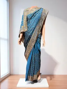 Sublime Simplicity: Traditional Designer Saree- Indian Ethnic Wear for Women