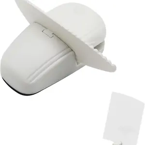 Plastic Document Holder for Typing, Portable Paper Stand with Non-Slip Base for A4 Paper, Compact Reading Clip Holder for Office Desk, Computer, Bank - White ﻿