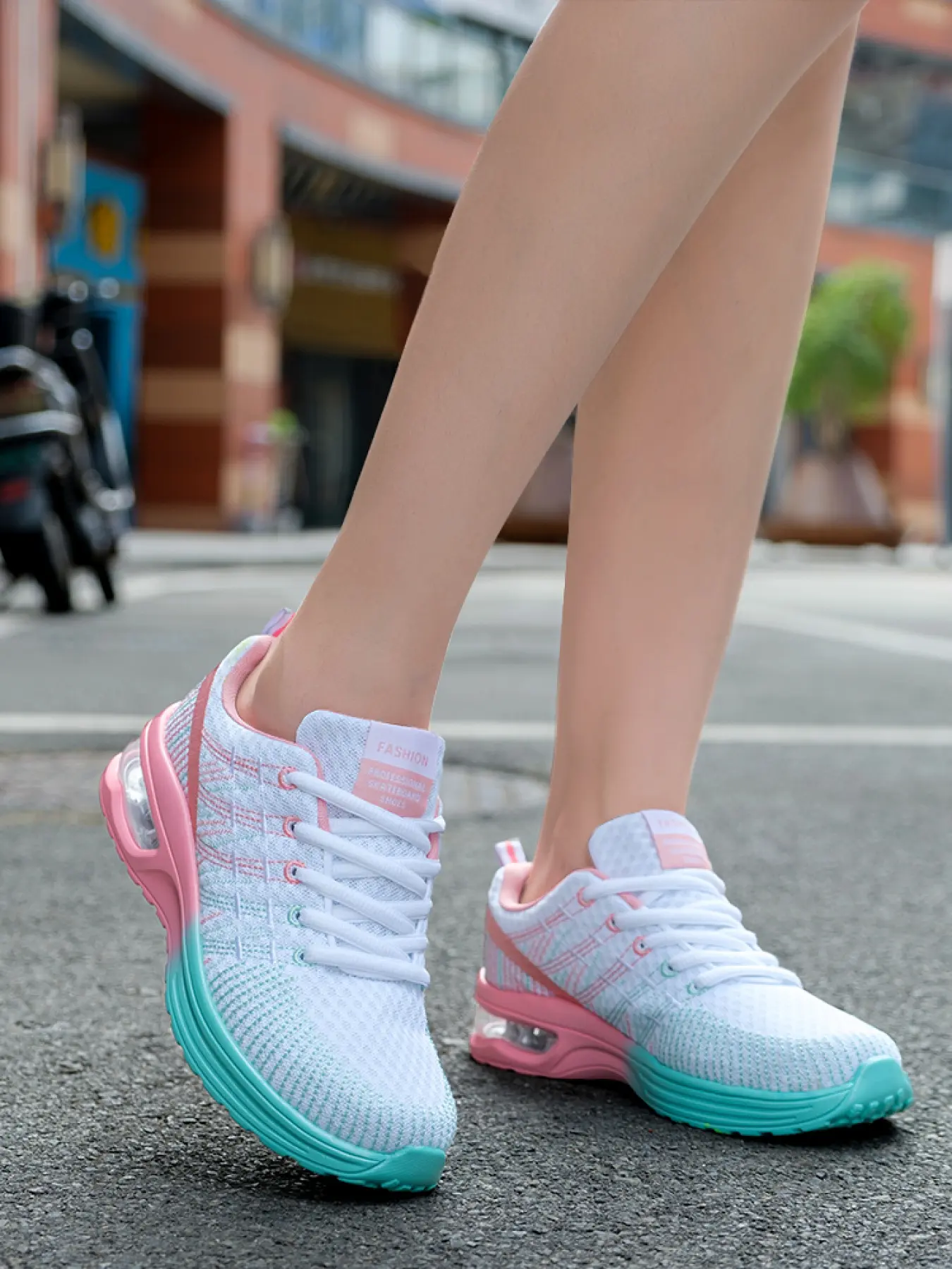 Women's Air Cushion Colorblock Running Shoes Breathable Mesh Gradient Color Lightweight Shock Absorption Sneakers for Gym Sports Casual Walking Fashionable Running Shoes Workout Sneakers Running Sports Footwear