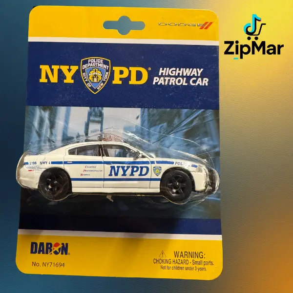 Daron NYPD Highway Patrol Dodge Charger Die-Cast Police Car NY71694 1/43 Scale White Blue Patrol Vehicle Official Licensed Mini Toy Collectible Model for Kids Adults