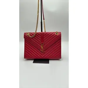 Pre-owned Leather Luxury Bags & Accessories YSL Large Envelope Shoulder Bag, Red Date Code: ARS3420231113. Entrupy ID: 386TWBX.