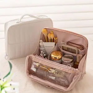 Makeup Bag, Portable Cosmetic Bag, Travel Makeup Case Organizer for Women and Girls, Large Capacity Waterproof Cosmetic Organizer with Handles and Multiple Compartments, Perfect for Travel and Daily Use