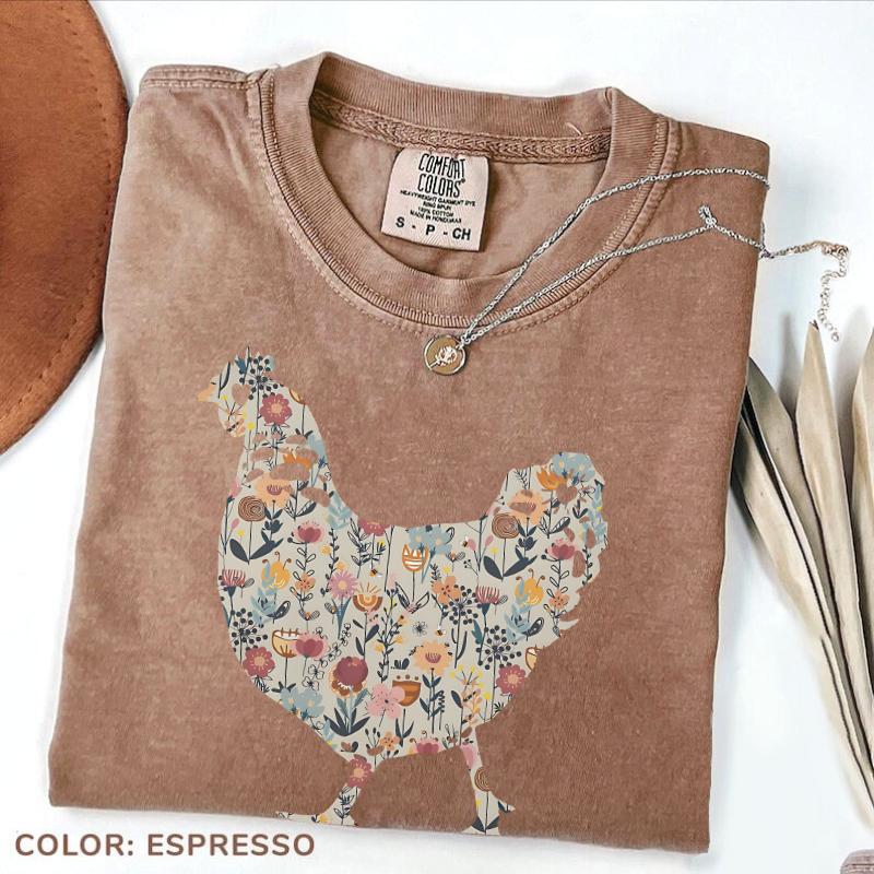 Comfort Colors Funny Chicken Shirt, Floral Farm T-Shirt, Comfort Colors Tee for Chicken Lovers, Retro Farmhouse Backyard Hen, Cute Gift for Women Her