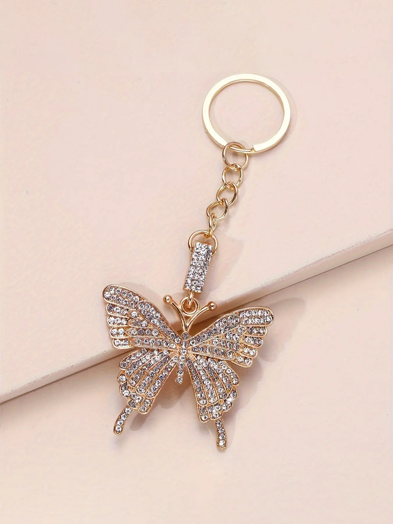 Sparkling Rhinestones Butterfly Keychain, Keychain For Bags, Rhinestone-Embedded Women's Bag Charm, Studded Pendant, Alloy Golden Crystal Keychain, Sparkly Keychain for Backpack Wallet Purse Charm Car Key Accessories