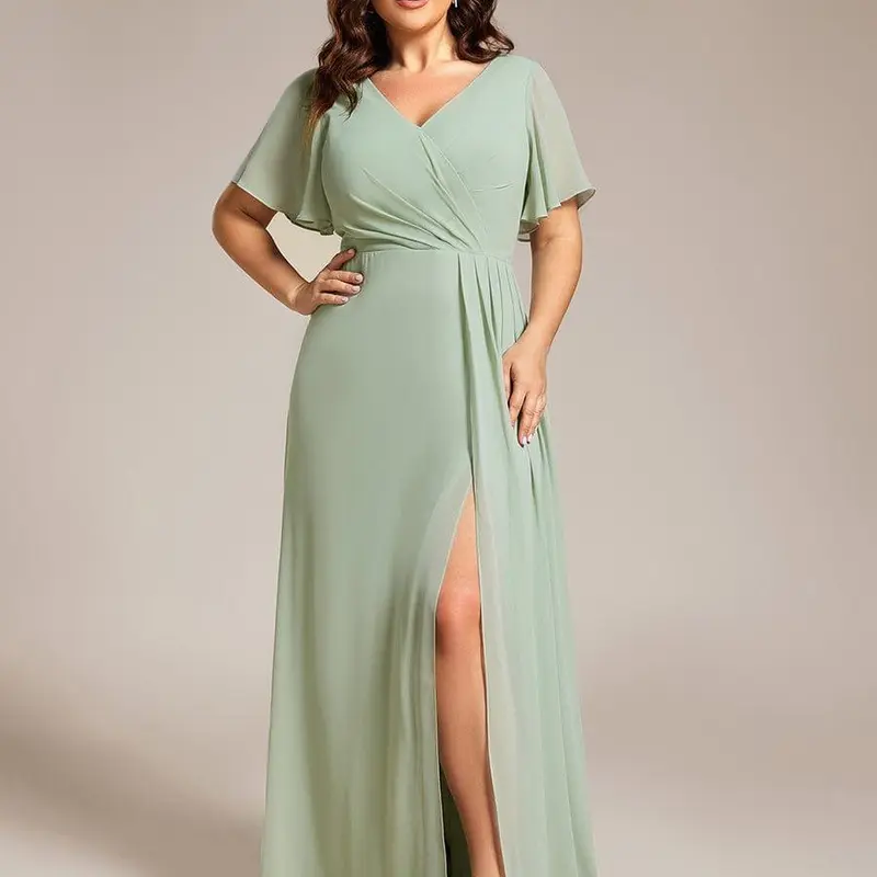 Ever-Pretty Plus Size Curvy Chiffon Bridesmaid Garment S0050 - Flattering Fit, Minimalist Pleated Short Ruffle Sleeves, V-Neck, Empire Waist, High Slit, Zipper Closure, Floor-Length Elegant Sweep Garment for Fall Weddings, Wedding Dresses Guest