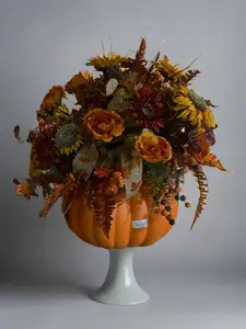 Pumpkin Bouquet Artificial Faux Pumpkins & Autumn Foliage Long Lasting Seasonal Decor for Indoor Use Year Round Elegance Realistic Autumn Leaves in Pumpkin Vase Decorative Flower Arrangement