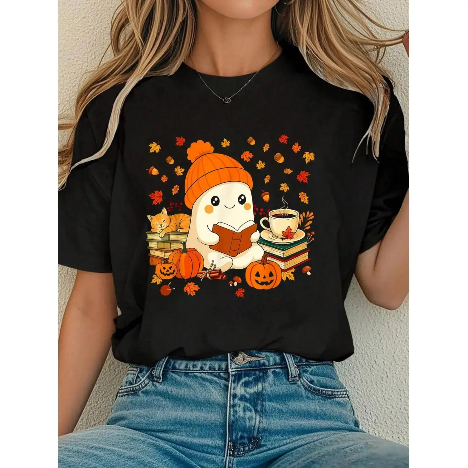 Cute Ghost Reading Book Lovers Autumn Halloween Graphic Tee for Women Casual Novelty Spooky Literary Shirt Cozy Fall Outfit Gift