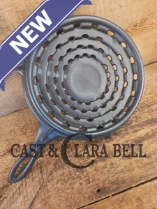 Very Cool 1 of 2, Silver Co. Brooklyn Broiler top.  Great as a standalone or a set completer