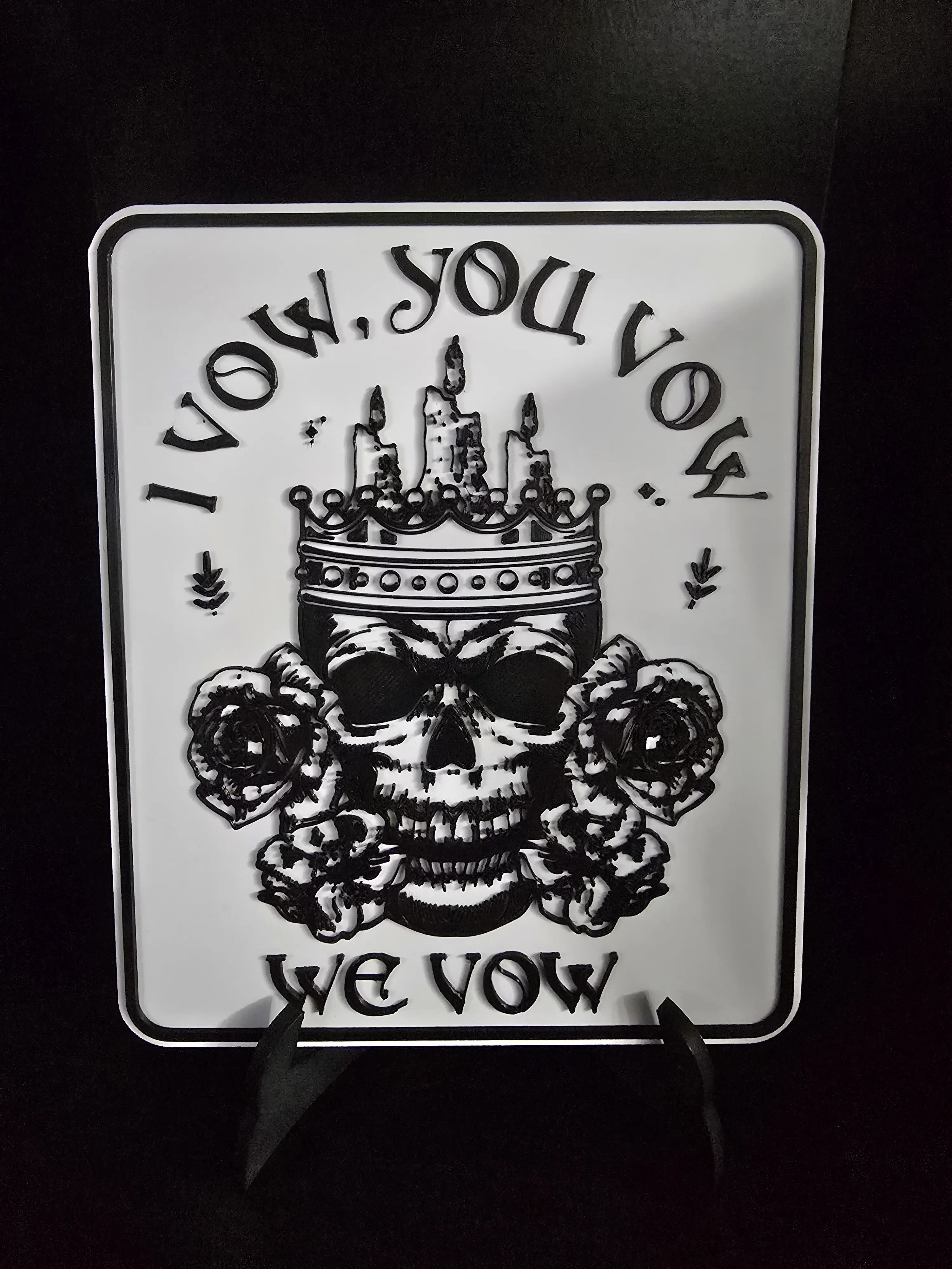 I Vow You Vow We Vow Sign Dark Romance Bookish Bookshelf Decorative Skull Design