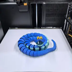 3D Printed Joint Snake Figurine, Creative Cute Pet Decor, Indoor Decoration for Living Room and Study, No Power Needed