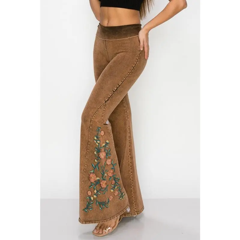 T-Party Flowers Embroidered Flare Yoga Pants - Camel