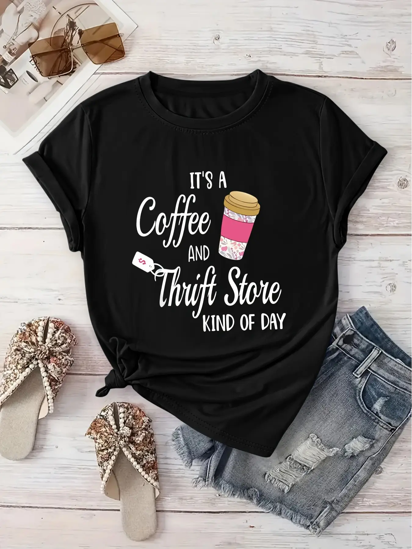 Creative Beverage Design Pattern Printed T-Shirt Casual Round Neck Base Shirt Spring Summer Vacation T-Shirt Women'S New Women'S Fashion Machine Washable Seasonal Fashion Retro Design Comfortable Fit Shirt Gift Shoppers Holiday Shoppers