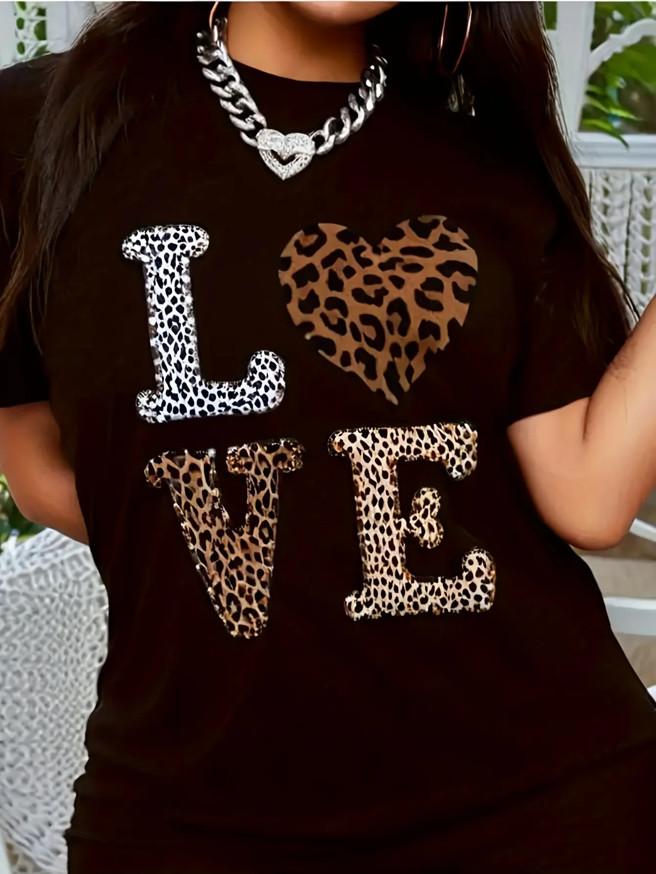 Women's Plus Size Leopard Print T-Shirt- Casual Summer Short Sleeve Round Neck Top, Machine Wash and Dry Clean, Black with Golden Trim, Loose Fit for Plus Size Fashion, Leopard Print Top, Plus Size Clothing
