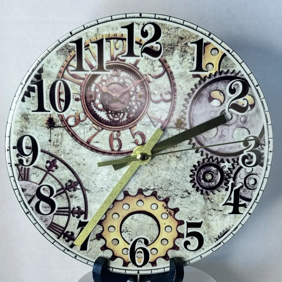 Custom clocks Custom clocks