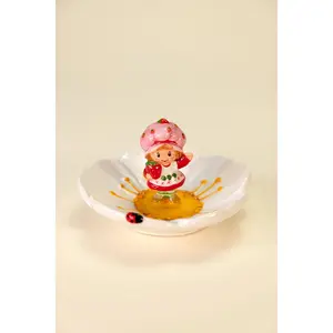 Strawberry Shortcake Flower Ring Holder