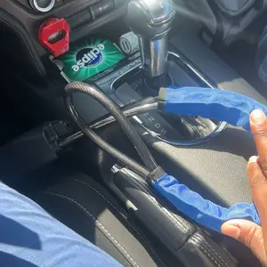 Car Steering Wheel Lock, Anti-Theft Car Wheel Lock, Universal Car Security Lock with 3 Keys and Seat Belt Buckle Lock Design, Car Accessories for Most Vehicles