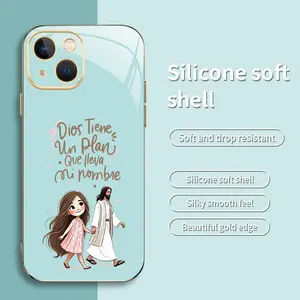 God Has a Plan Jesus Phone Case — Cute Spanish Christian Faith Gold-Edge Cover for iPhone 13 — 975