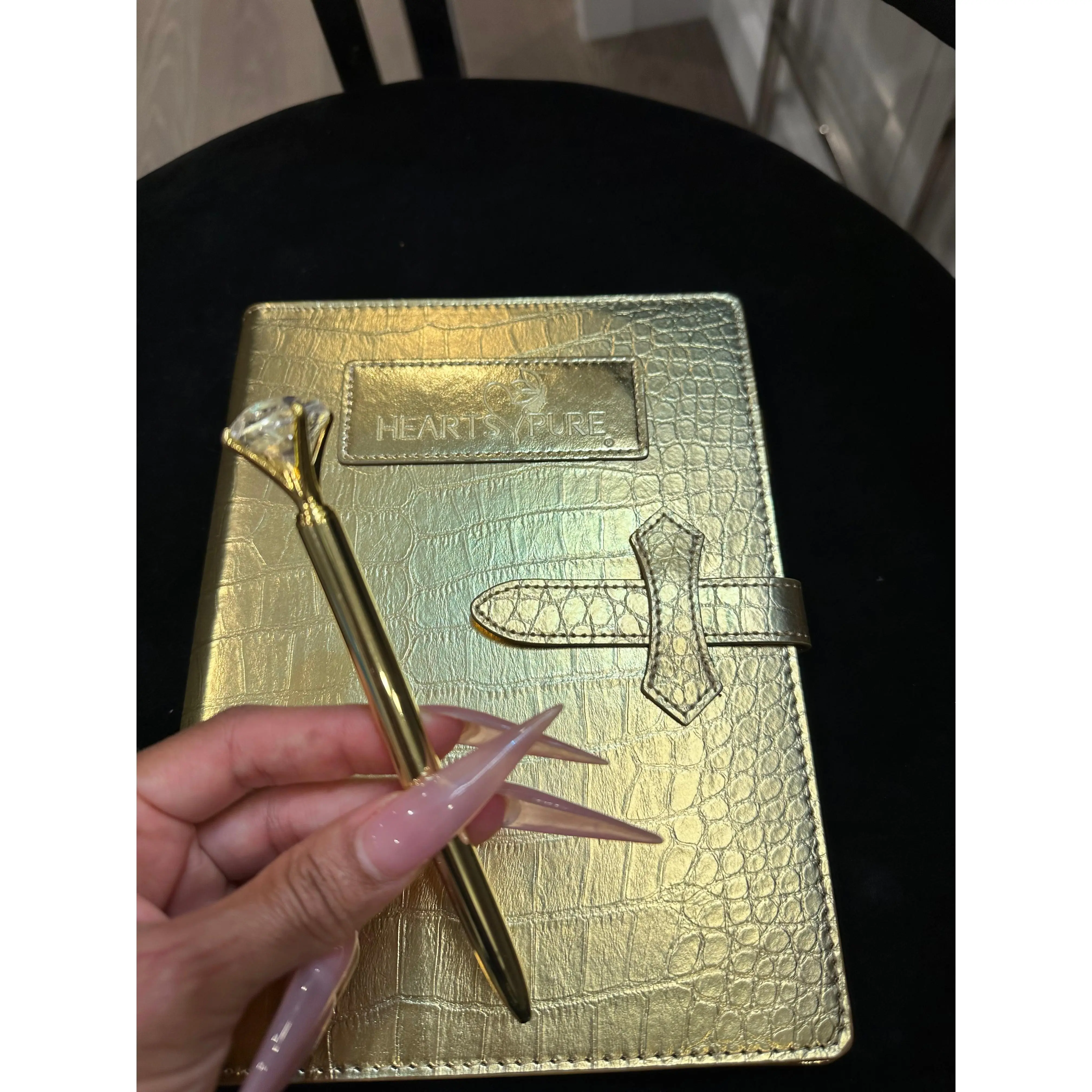 Hearts Pure Gold Faith binder with Gold Diamond pen