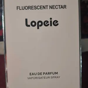 Product Review of Lopeie Fluorescent Nectar Women's Perfume - 100ml Eau de Parfum with Jasmine & Gardenia Top Notes Tuberose & Honeysuckle Middle Notes from D**i