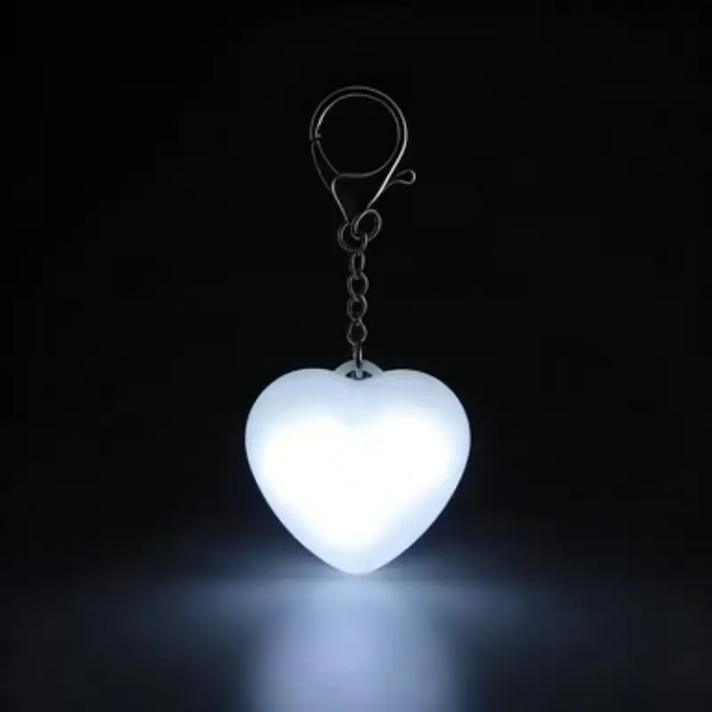 Heart-Shaped LED Light Touch Sensor Handbag Lamp Keychain Pendant, Glowing Gift Heart Nightlight, Portable Lighting Accessory, Cute Keychain Accessory