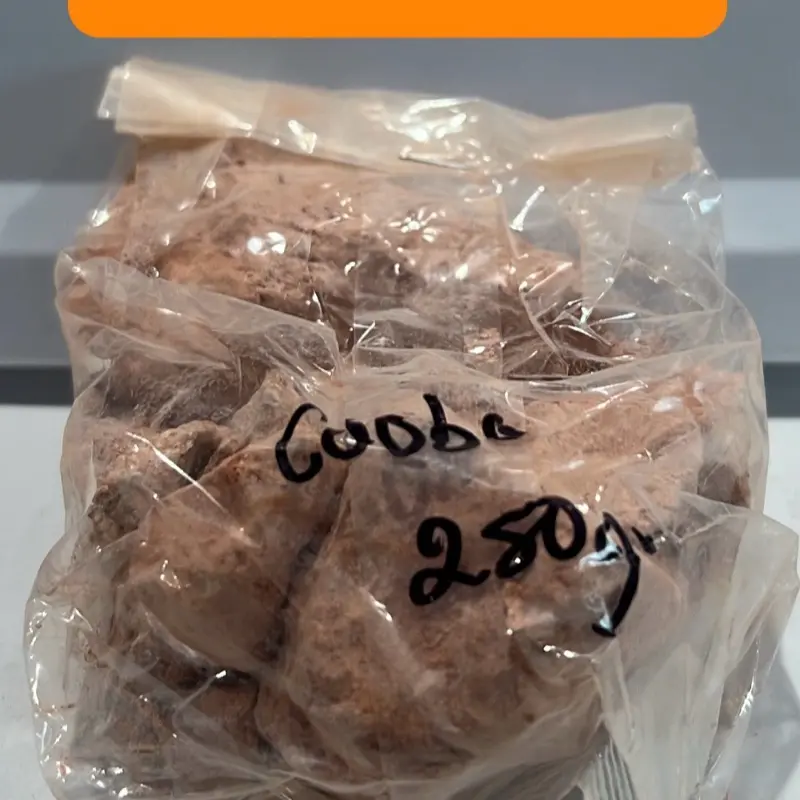 Caolin caoba/ clay caoba in 250 g bag. Made in Mexico