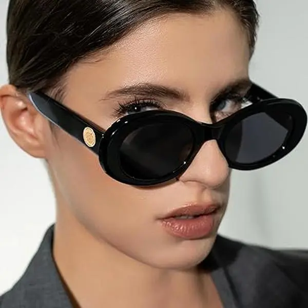 Oval Minimalist Y2K Sunglasses with Metal Temples Women main image 2