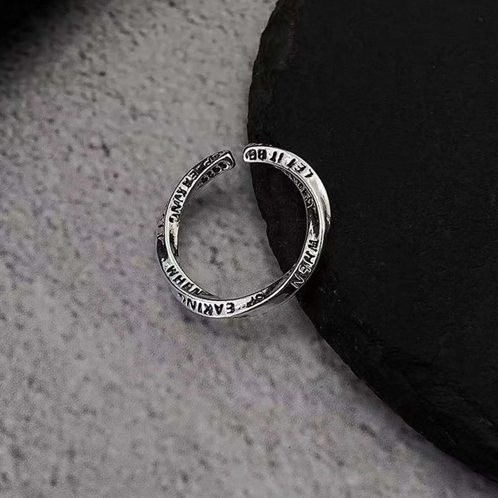 Unisex Silver Mobius Open Index Ring - Twisted Shape, Graffiti Design, Adjustable Artificial Gemstone Silver Graphic Ring for Urban Edge Daily Wear, Silver Graphic Rings