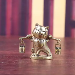 Adorable and Heartwarming Maneki-neko (Lucky Cat), Crafted From Pure Brass. A Charming Car Dashboard Ornament, Home Decor Gift, Perfect for Bedrooms, Bookshelves, and Living Room Decorations. An Ideal Present for Friends or A Delightful Christmas Gift.