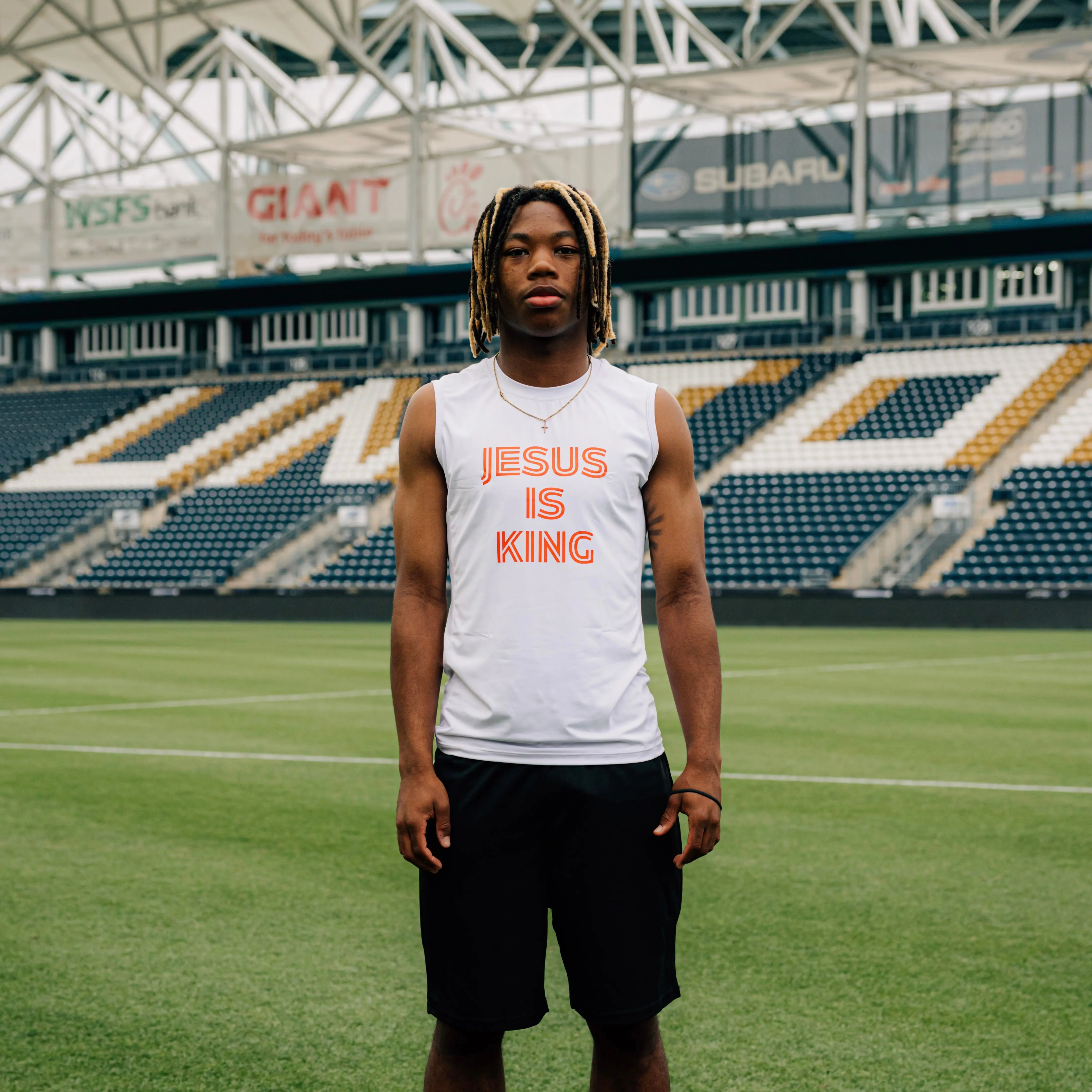 'JESUS IS KING' X USA COMPRESSIONS