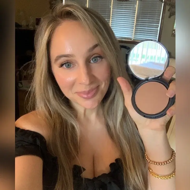 Sugar Love Cosmetics  Babe Vegan Bronzer - Natural Matte Makeup 1 Flawless Bronzing Powder Golden