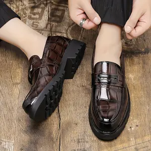 Men's PU Leather Loafers Footwear - 1 Pair Minimalist Slip-On Shoes, PU Material, Pointed Toe, Rubber Sole, All-Seasons Flat Business Casual Dark Brown Shoes