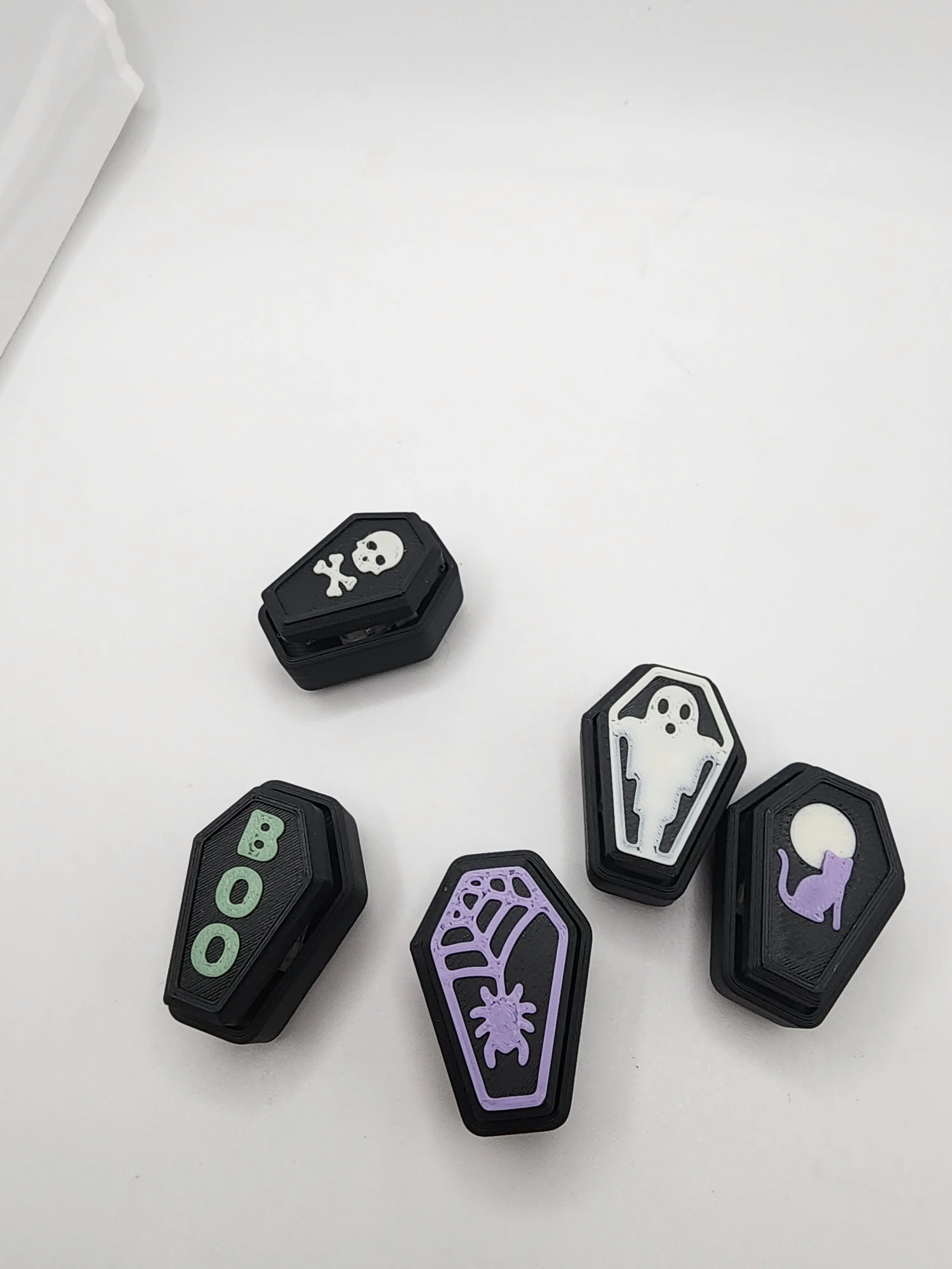 Coffin Clickables – Halloween Fidget Keychains