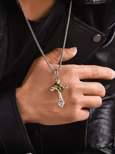 [2026 New Products] Crown Cross Necklace, Personalized, Name Engraved Pendant, Versatile, Stylish Design Necklace