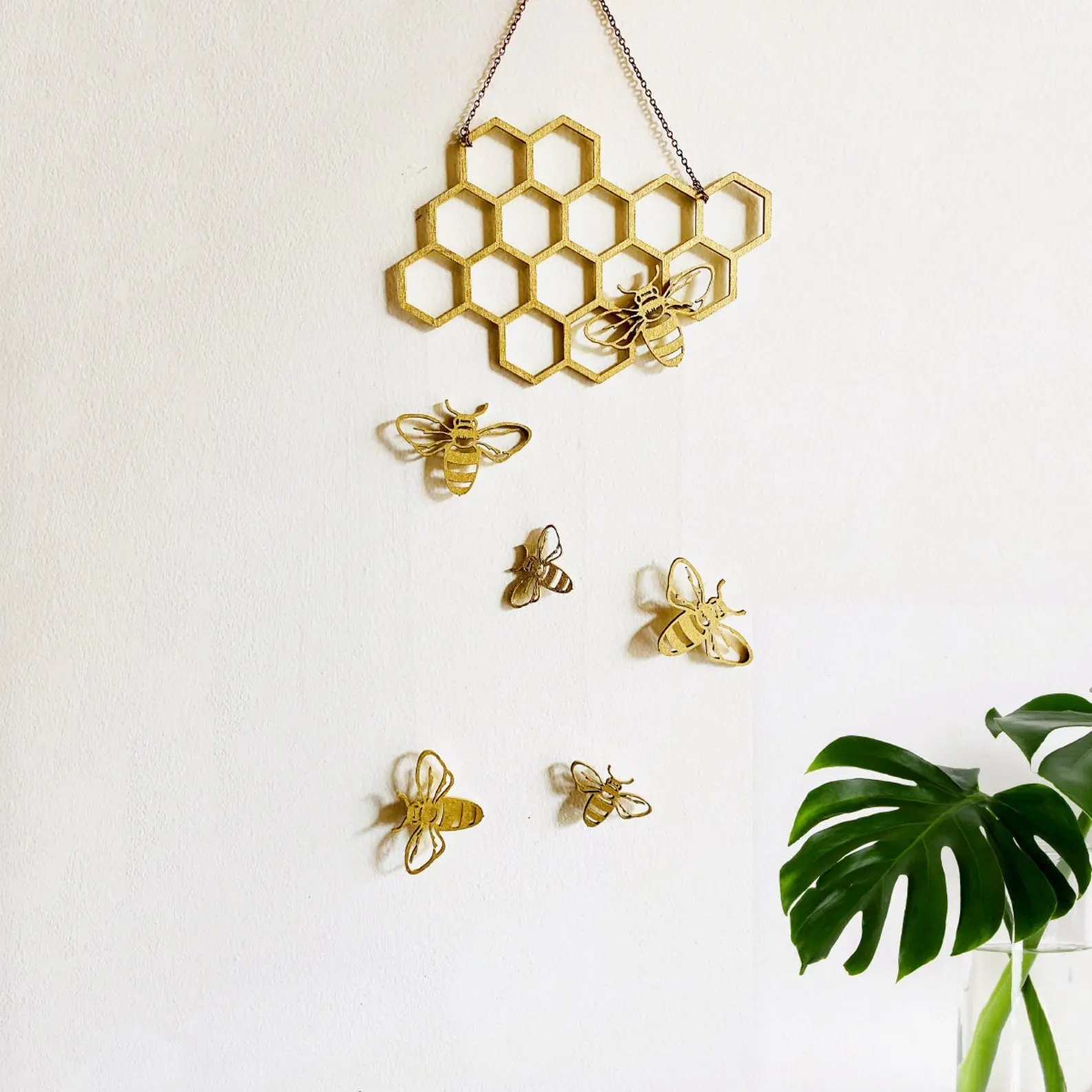 Bee Honeycomb Wooden Wall Hanging: Nature Art with Gold Bees