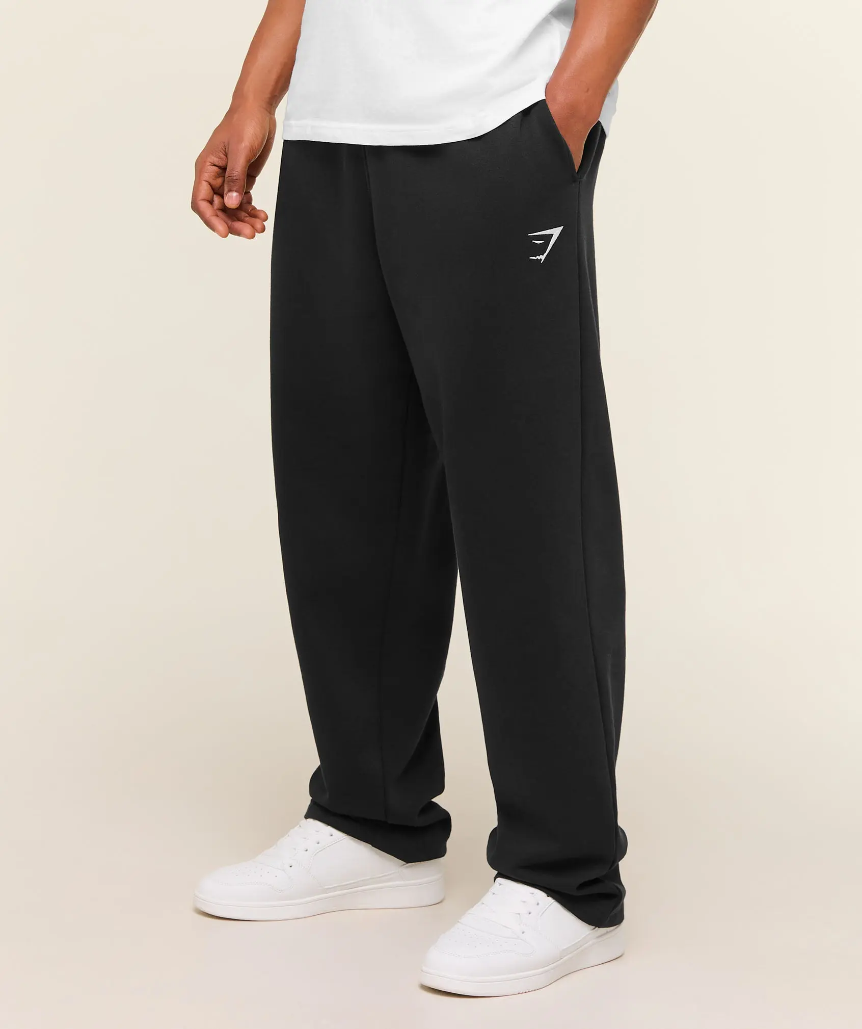 Gymshark Crest Straight Leg Joggers, Unisex Relaxed Fit Sweatpants, Casual Gym Training Pants, Everyday Fitness Streetwear