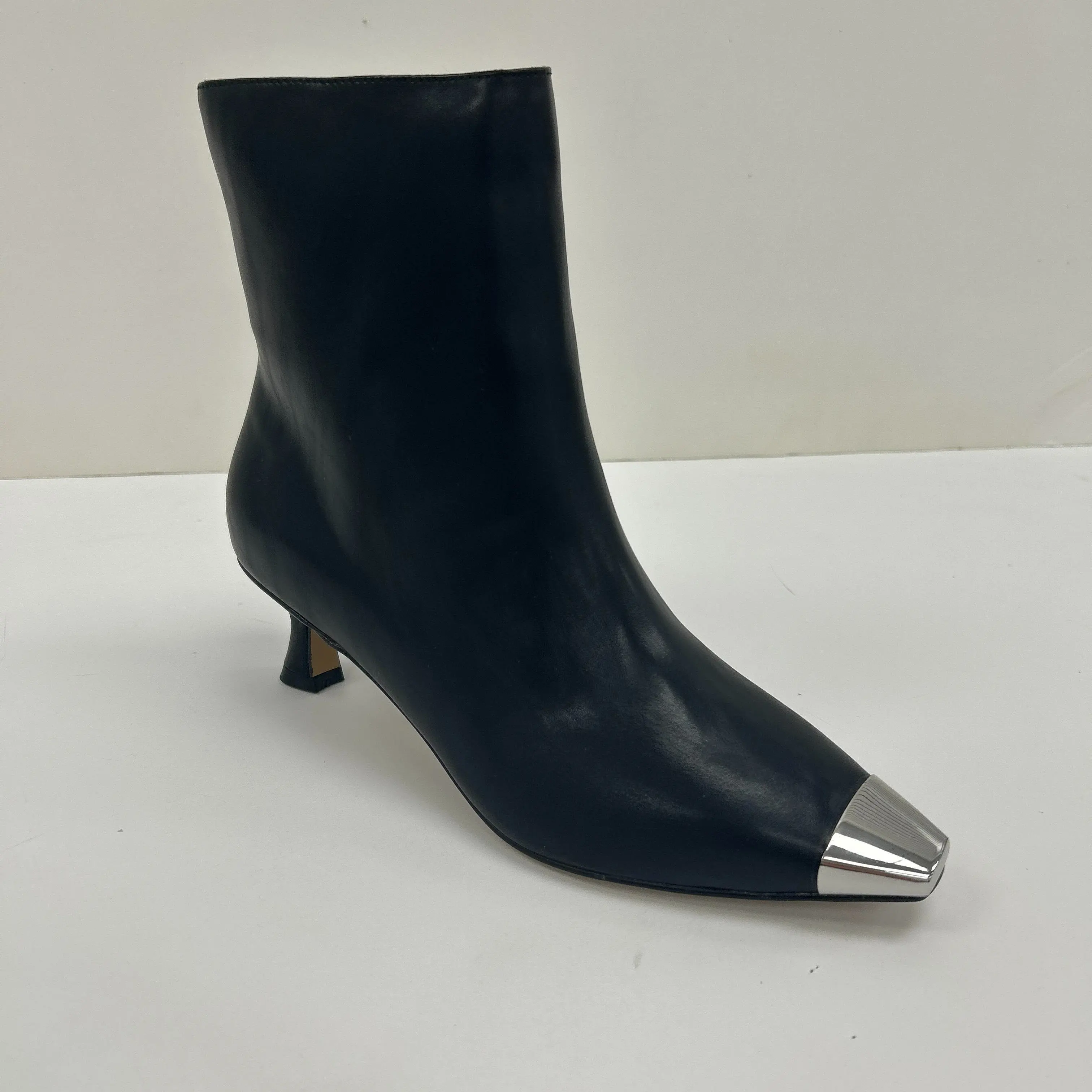 Women's Adrienne Vittadini Geneva Ankle Bootie