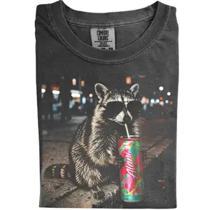 Raccoon Alani Drink Pepper Color Shirt, Fun Animal Lover Oversize, Womens, Mens, Retro Shirt, Vintage Graphic Tee