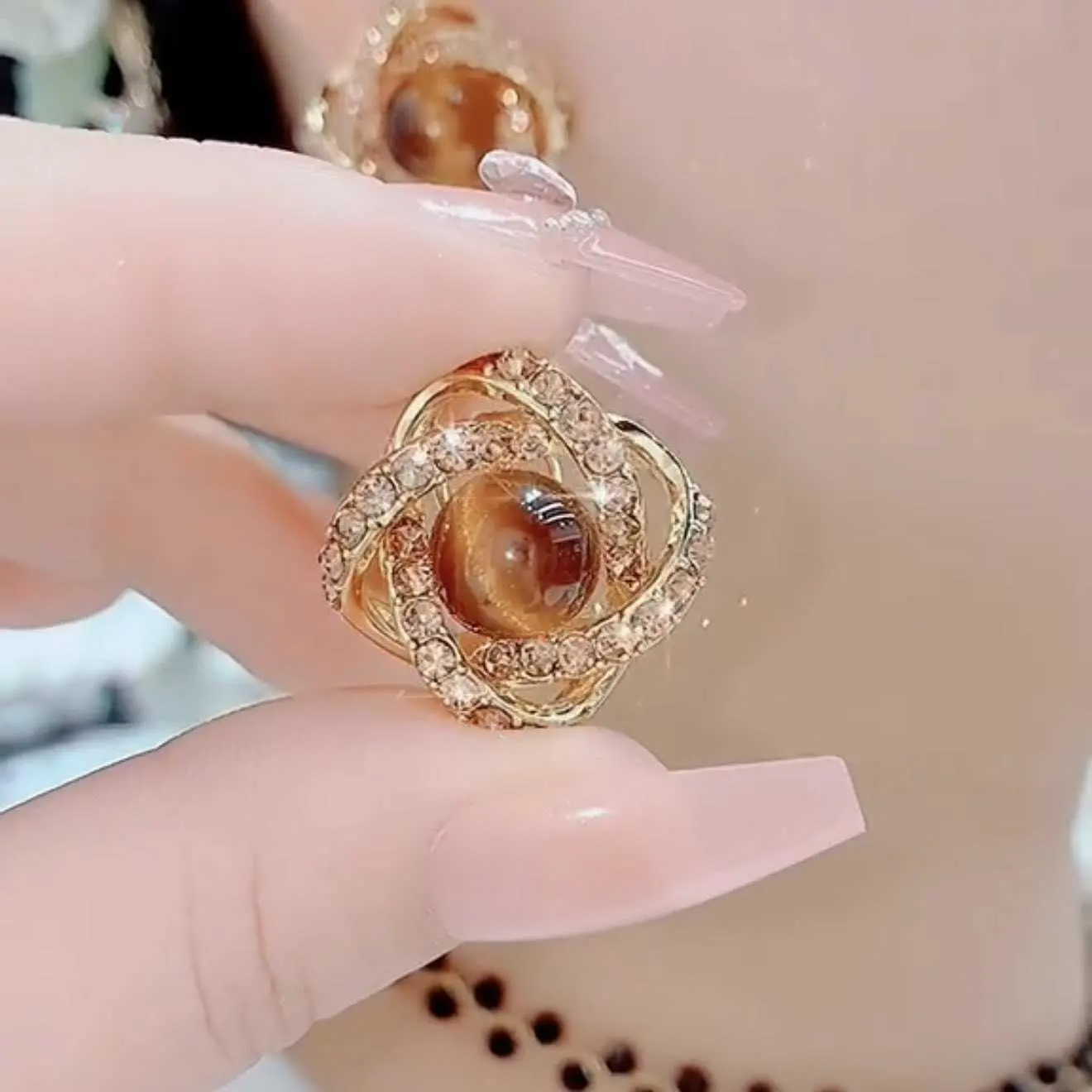 2026 Light Wrapped Tiger's Eye Stud Earrings Super Sparkly Earrings Zircon Exquisite Elegant Stud Earrings HNAK54