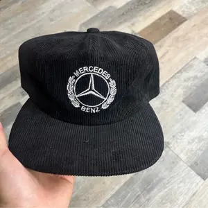 New Corduroy Embroidered SnapBack Hat