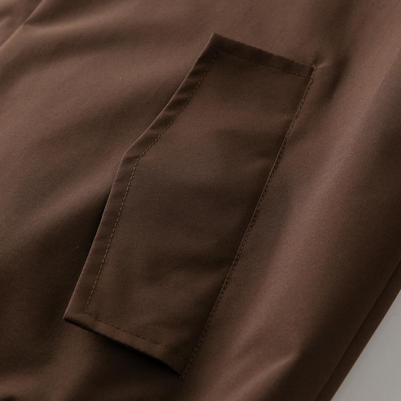 Men's Simple Contrasting Color Hooded Bomber Jacket Delicate Smooth Fabric Three Dimensional Tailoring Trendy Commuting Style Light Social Adaptation Personalized Versatile Model