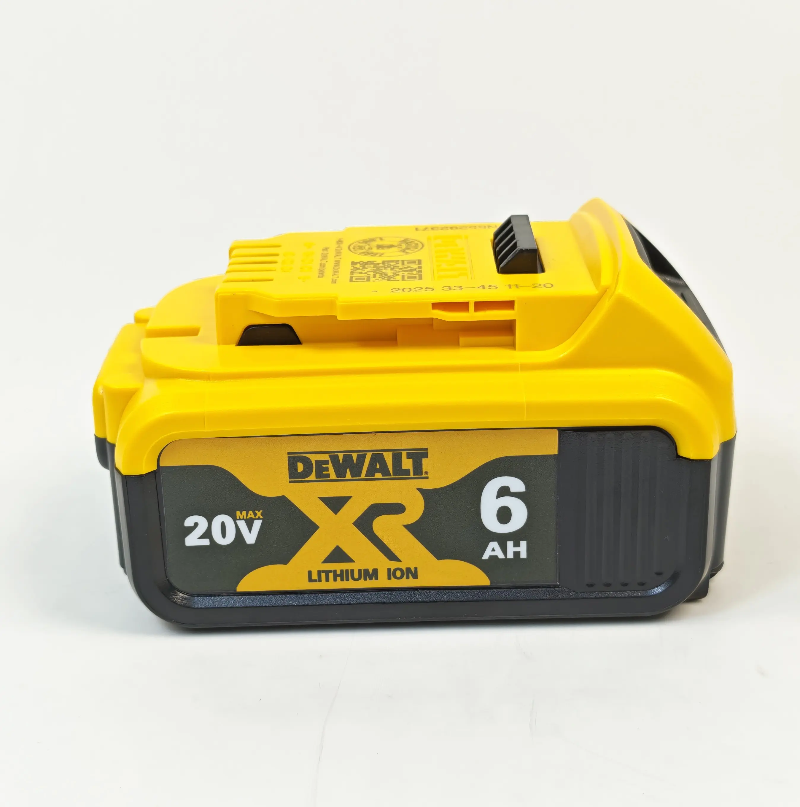 DEWALT 20V 6Ah Lithium XR Cordless Tool Battery, Rechargeable Power Tool Battery, Fast-Charging, Safe & Reliable Performance, Cordless Tool Batteries